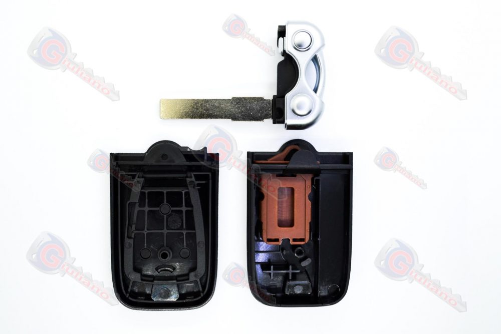 guscio chiave auto alfa romeo 3 tasti Chi0105 aperta