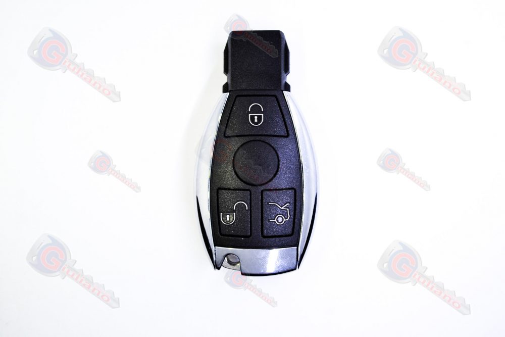 Guscio chiave Mercedes 3 Tasti Contorni Metallo (Senza Lama)